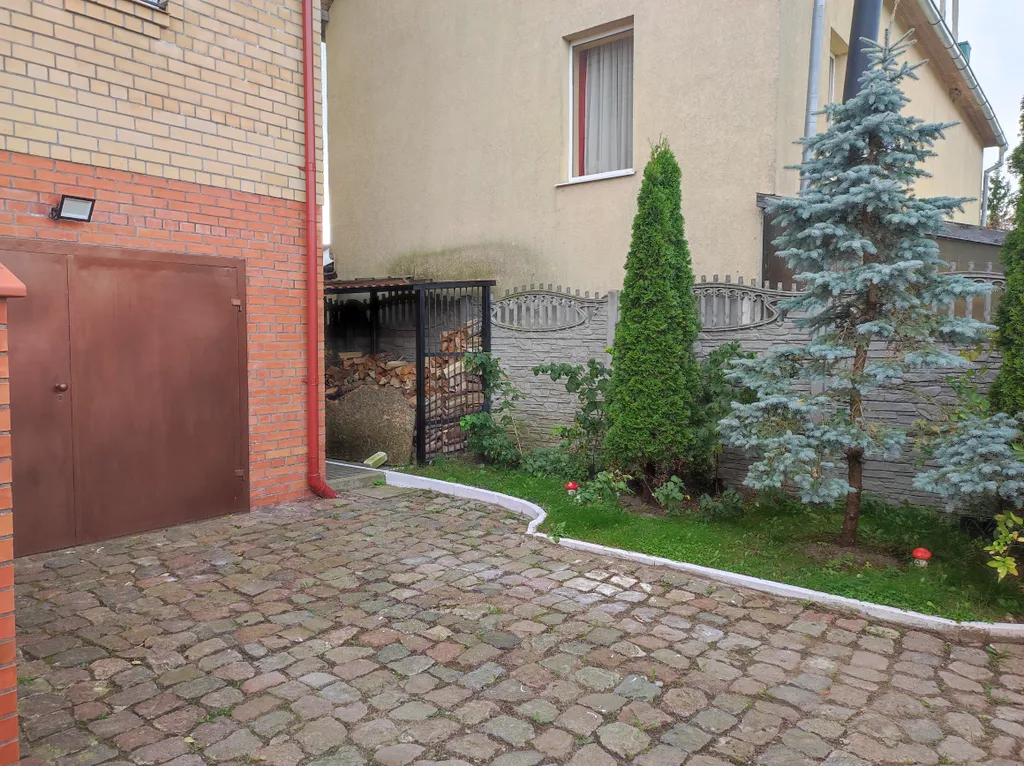 Уютный кирпичный коттедж с баней на дровах и велосипедами для прогулок