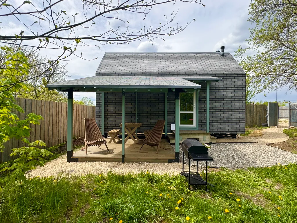 Гостевые дома Иван-дача дом Лакки рядом с парком Кудыкина гора