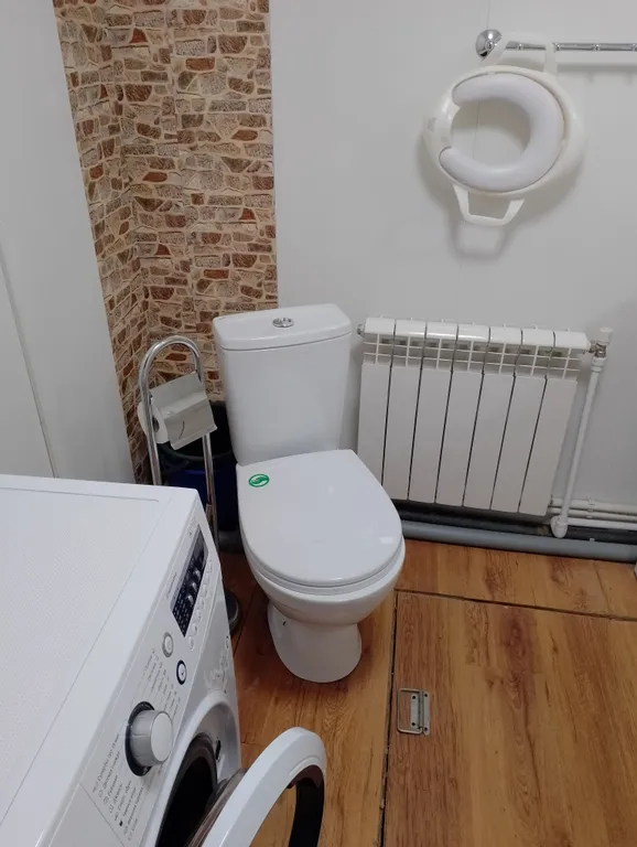 Часть дома рядом с рекой Волга и парком