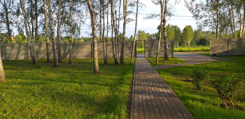 Коттедж Загородный дом у реки в лесу — Горки