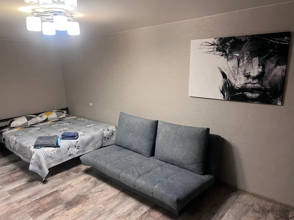 Уютная квартира в центре города с видом на горы