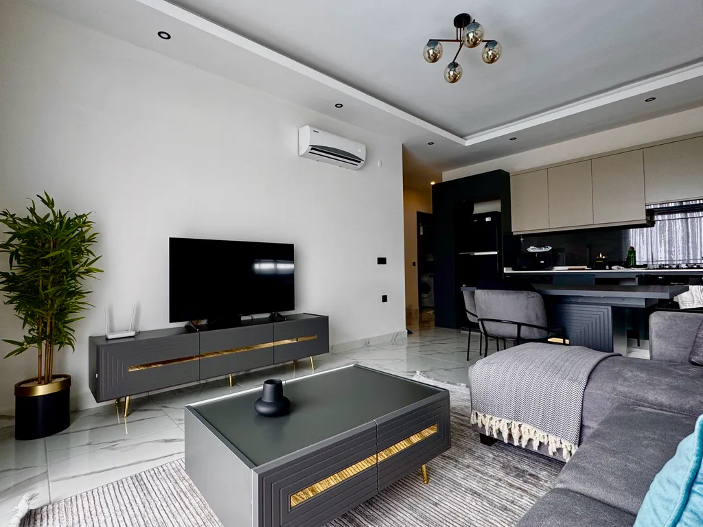 Новая квартира с видом на море