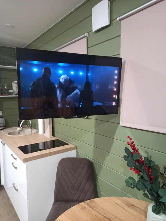 Уютный домик для отдыха с верандой и костровой зоной