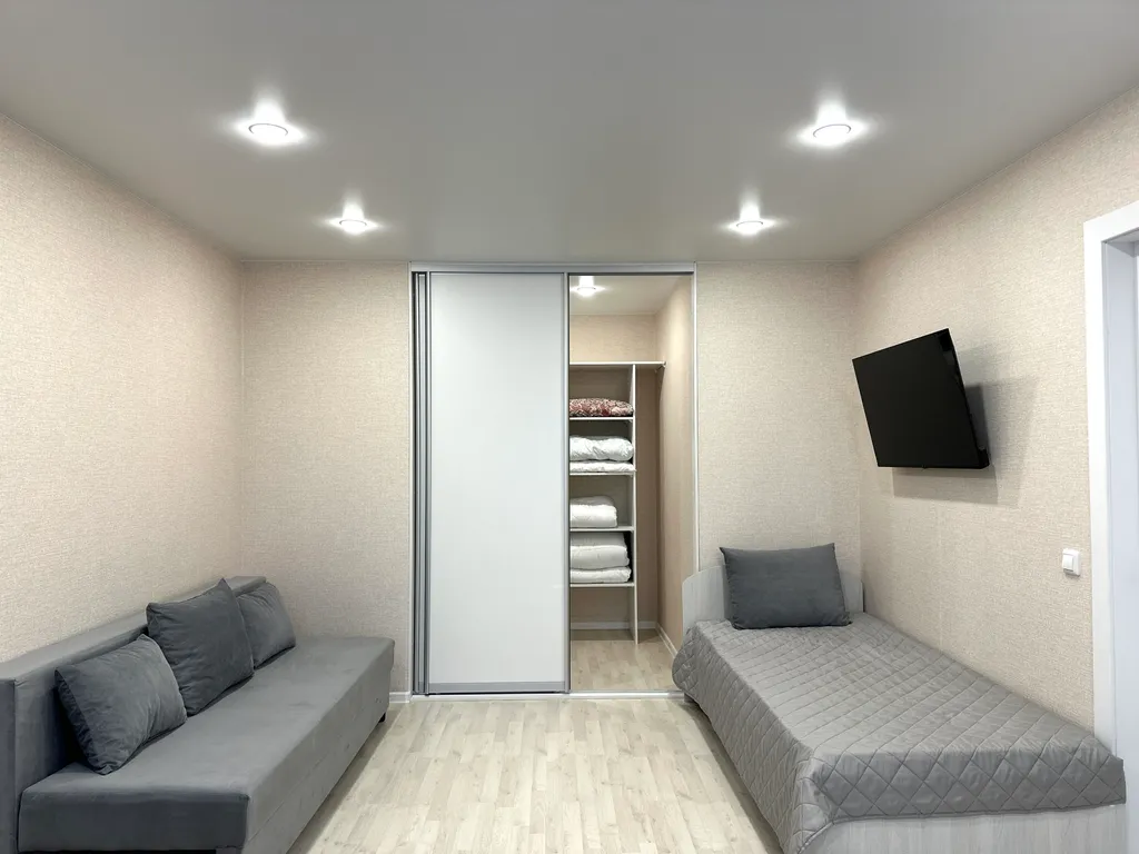 Квартира Апартаменты рядом госпиталь Мать и Дитя в новостройке — Тюмень