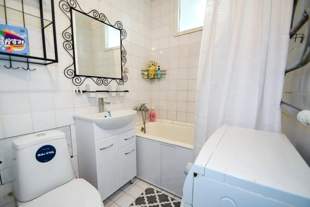 Квартира 2-комнатная Квартира — Омск