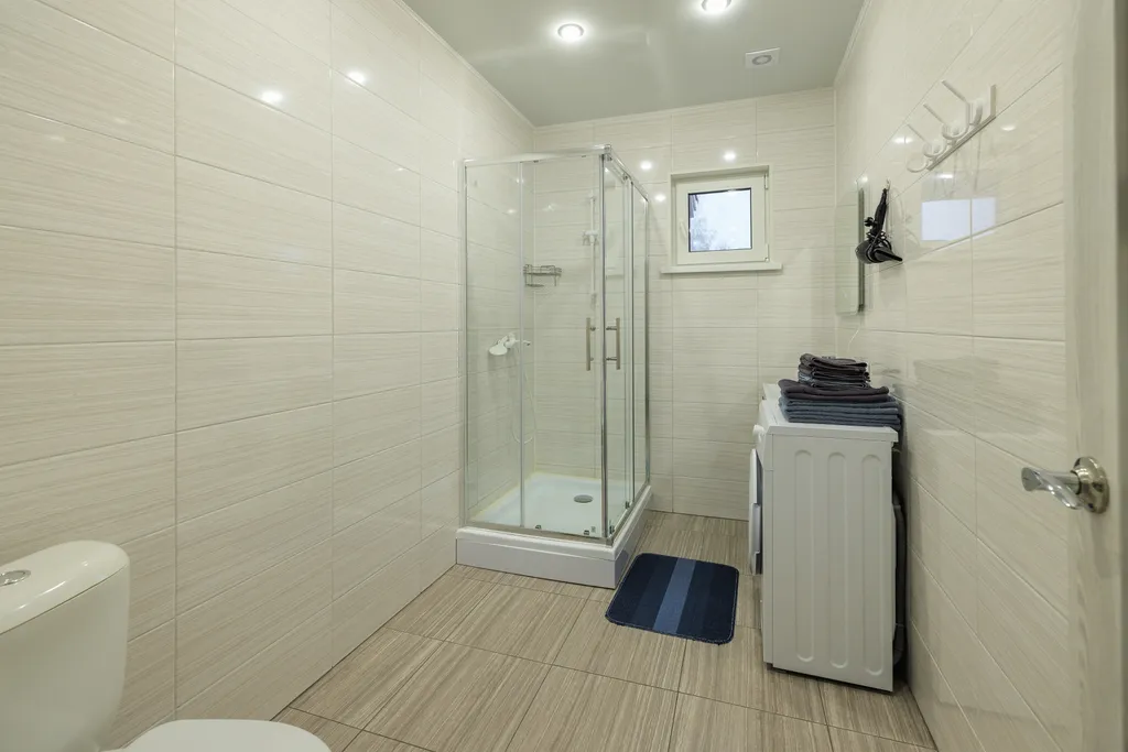 Коттедж с собственным пирсом и террасой на берегу Ладоги