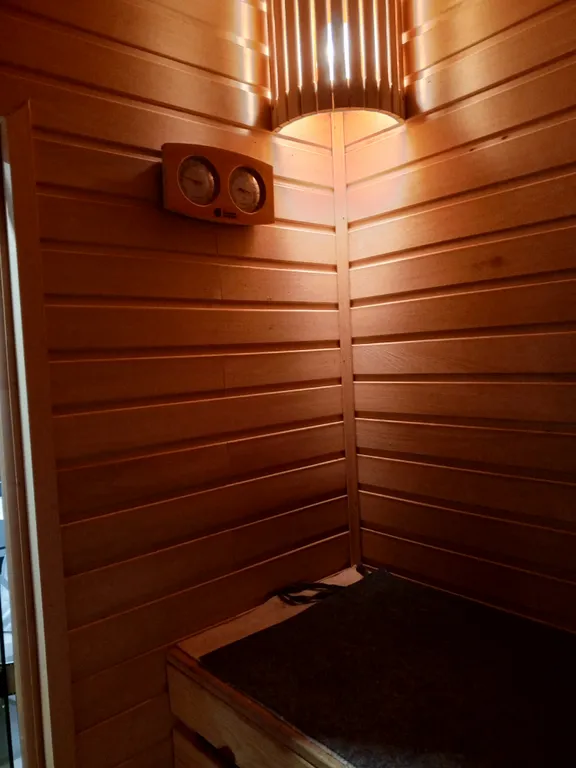 Коттедж Уютный загородный домик, где можно отдохнуть и попариться — Калининград