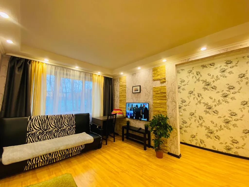 2-комнатная квартира в центре города с отличным ремонтом