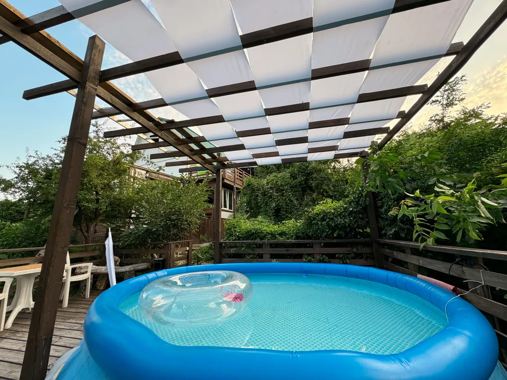 Студия с видом на море