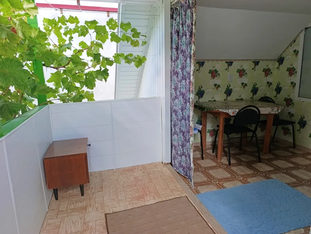 Отличный номер для пятерых на ул. Бирюзова в Судаке