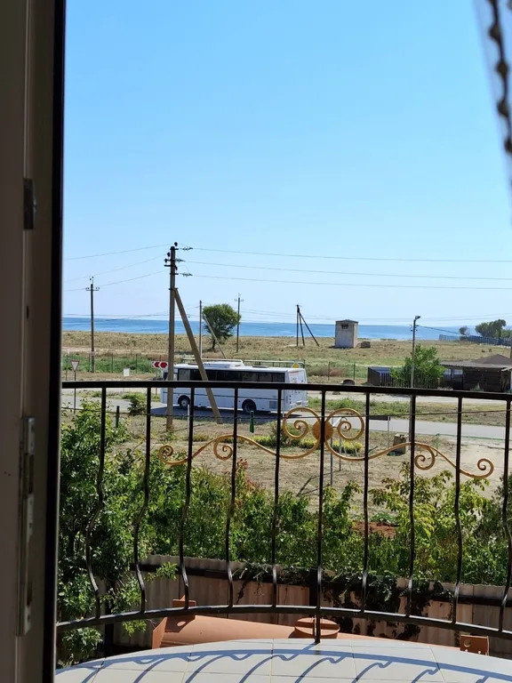 Комната с балконом видом на море