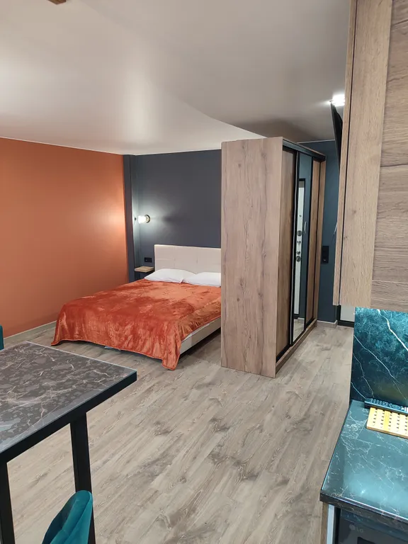 Квартира Современная квартира-студия, не далеко от ж/д вокзала — Тверь