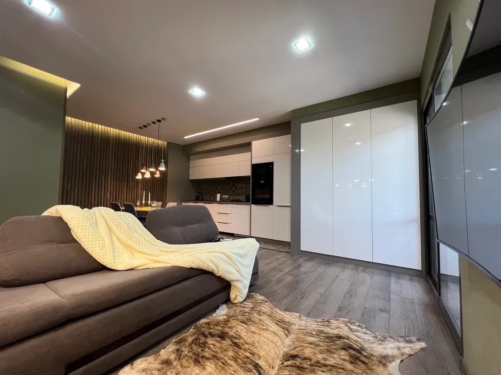 2-к квартира возле моря, в самом центре