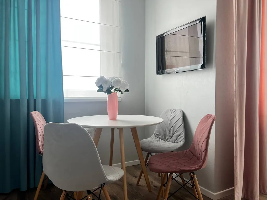 Квартира Квартира Стильная Студия с балконом — Сириус