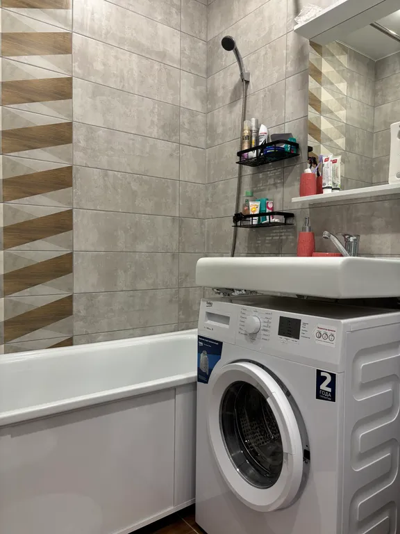 Студия с дизайнерским ремонтом