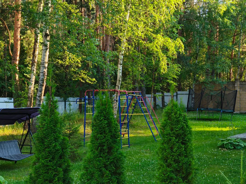 Эко-сруб у озер с сибирским чаном