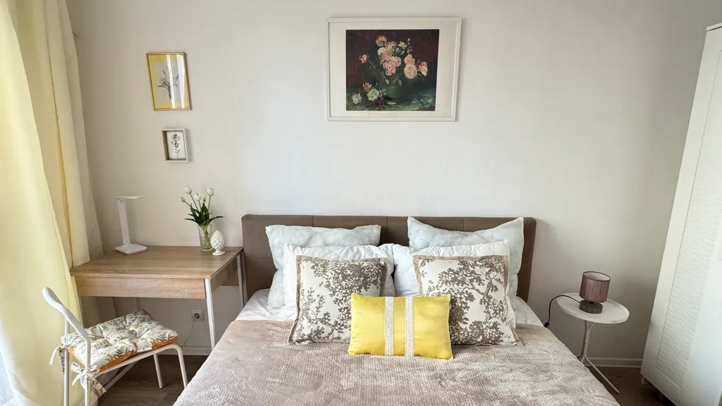 Интеллигентная квартира рядом с Цыба