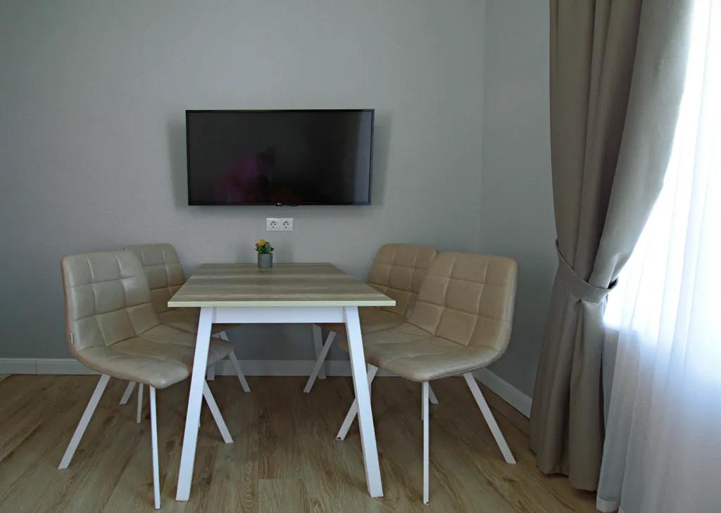 Стильная студия с бассейном в 3 минутах от моря