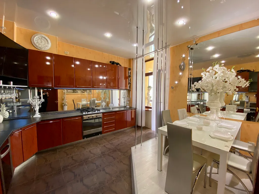 Большущая квартира в центре