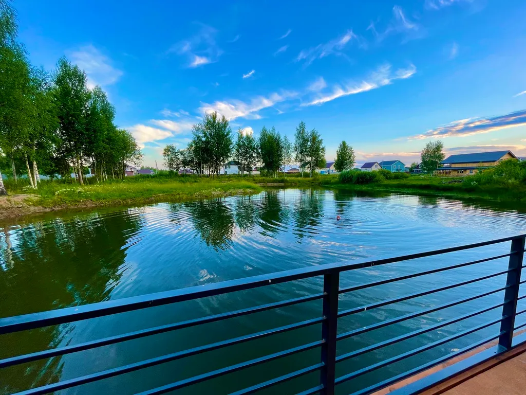 Дом Благодать у пруда семейный