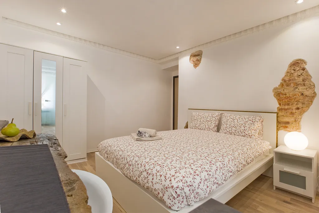 Квартира Квартира Stunning Loft-Studio 4 - Nevsky/Ermitage — Санкт-Петербург