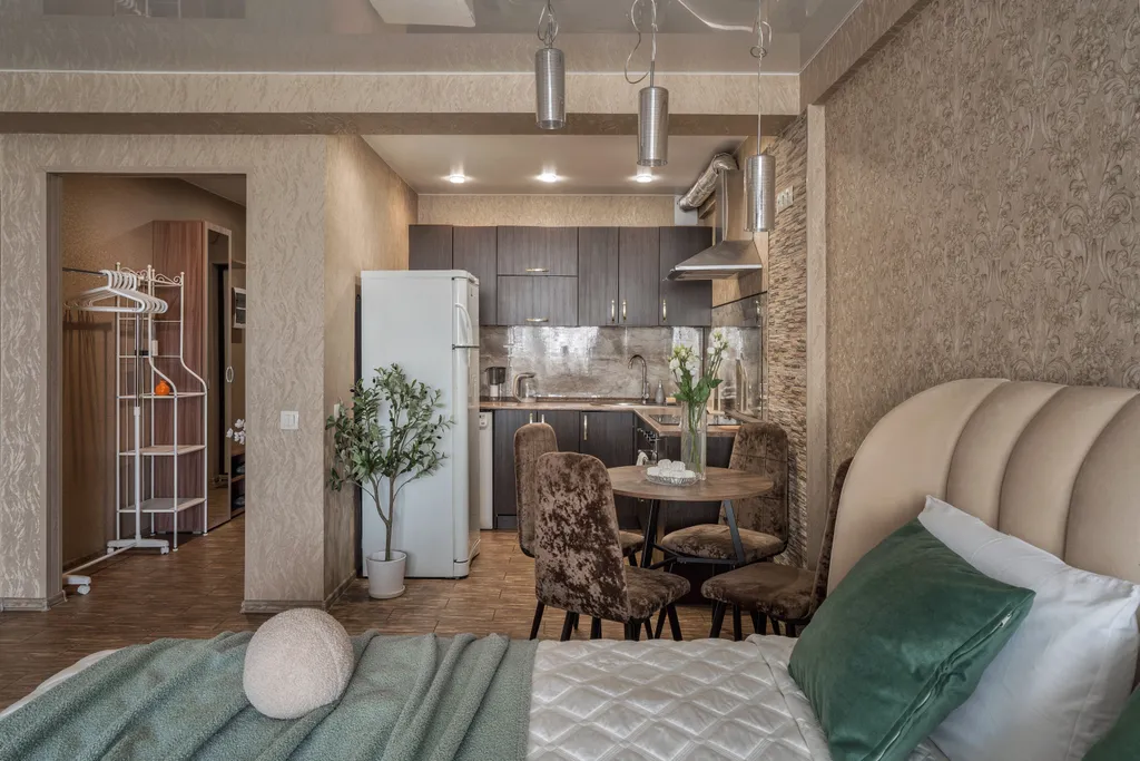 Красивая дизайнерская студия в центре микрорайона ГГМ рядом с ТЦ Кит