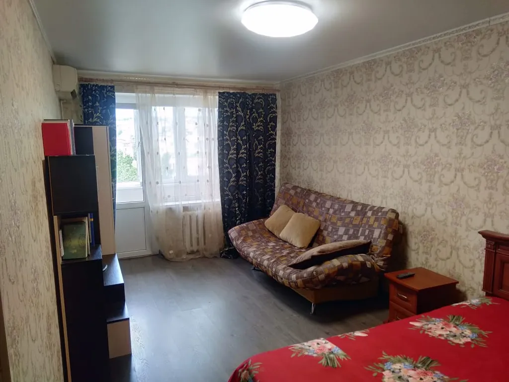 Квартиру у моря