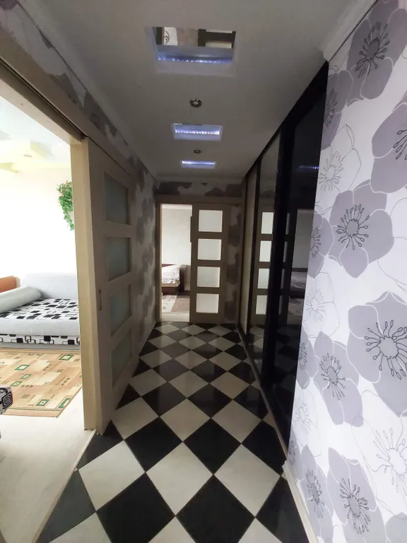 Уютная двухкомнатная квартира в районе Политехникума