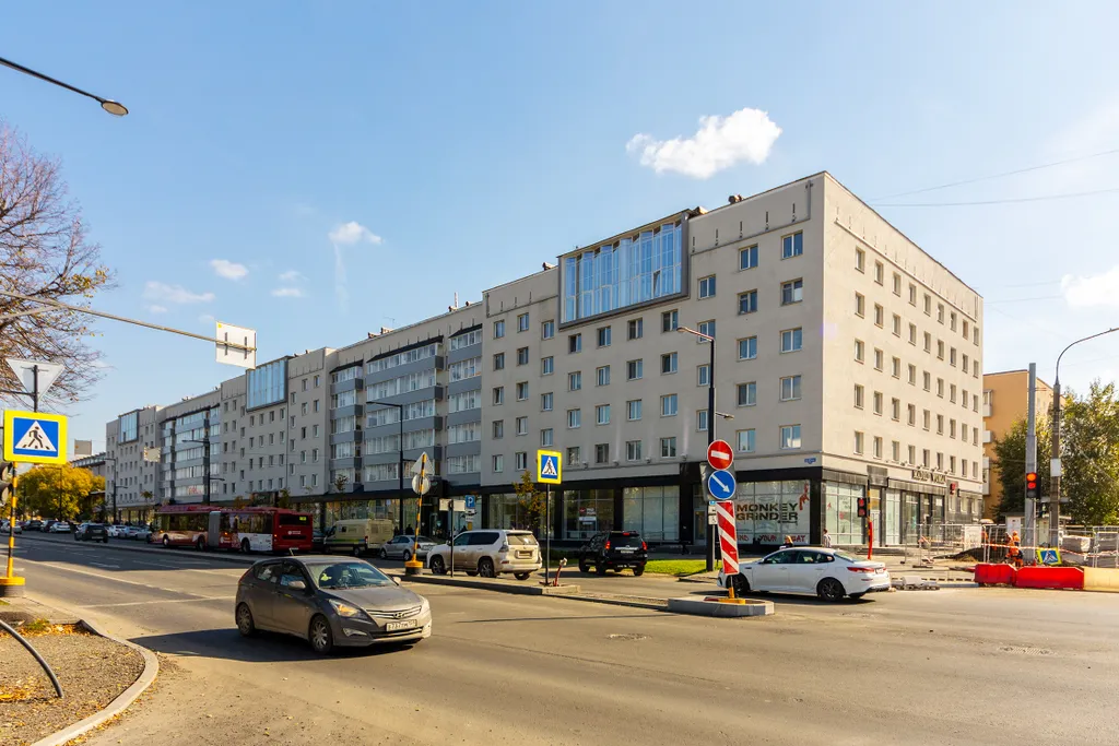 Большая квартира на центральной улице