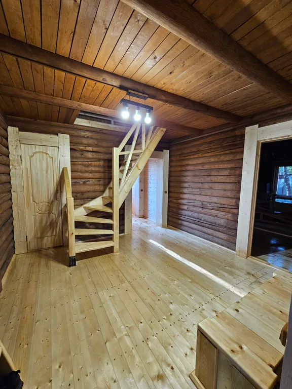 Коттедж Просторный дом с баней и живым камином — аренда посуточно в Петропавловск-Камчатский