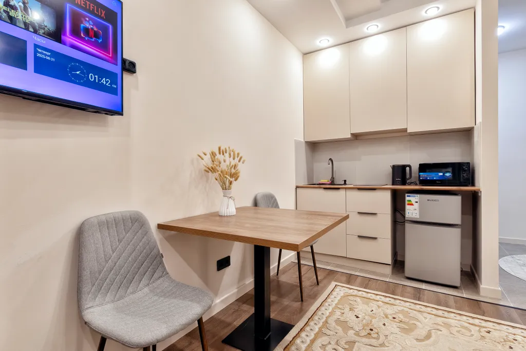 Элитные апартаменты с панорамным видом из окна в самом центре столицы