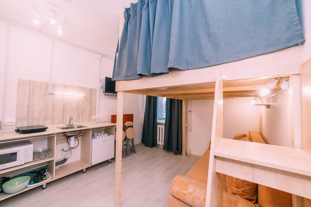 Квартира Комната со своим санузлом и мини-кухней в историческом центре — аренда посуточно в Казань