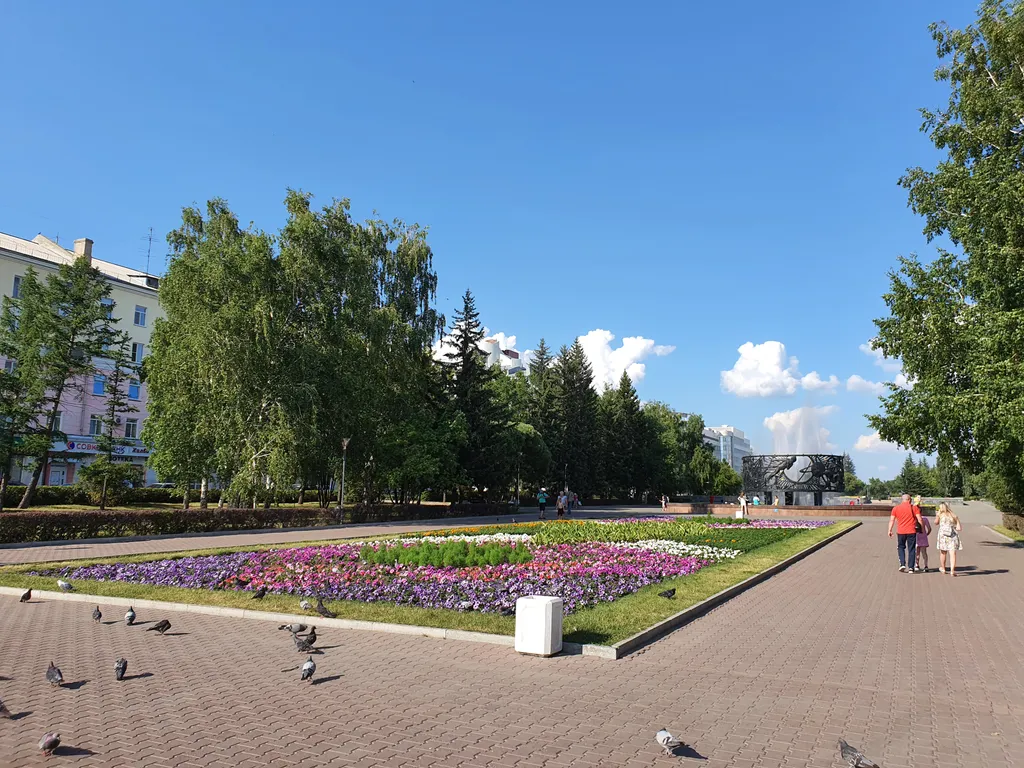 Просторная квартира в центре у сквера и фонтана на пл. Советов