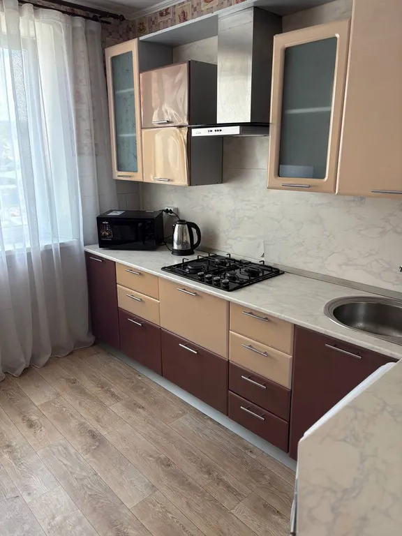 День Ночь - вблизи с Академией здоровья и диагностическим центром