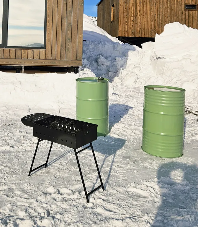 Далеко и надолго