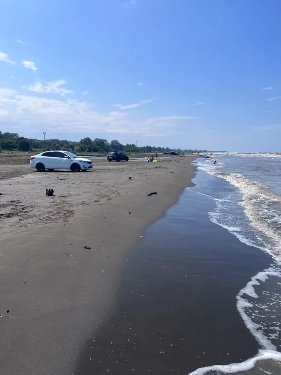 Коттедж у моря и лианового леса