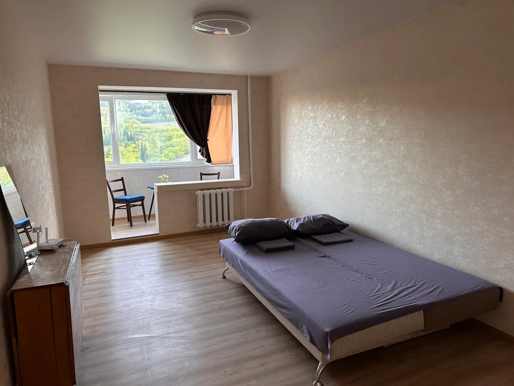 Квартира с красивым видом на горы — аренда посуточно в Ялта