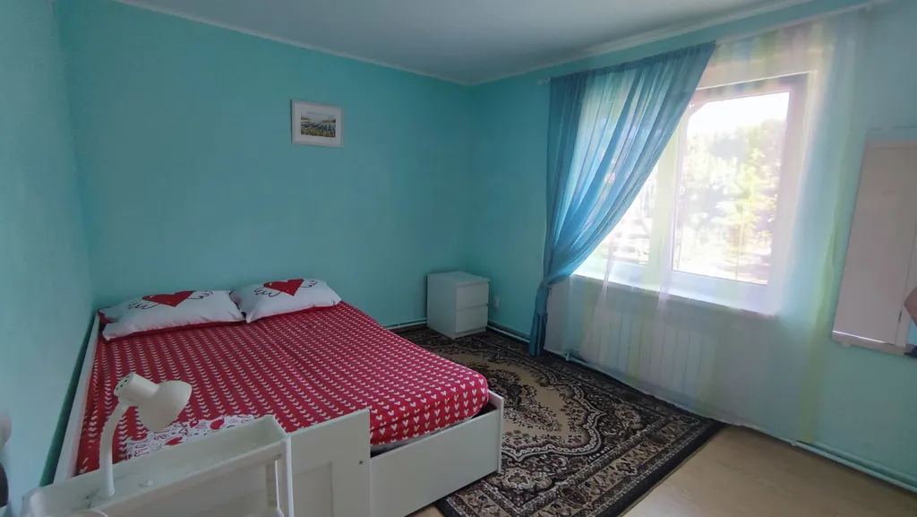 Коттедж Домик для отдыха с двумя спальнями и своим двором — Севастополь