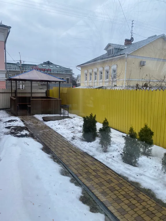 Апартаменты в центре города, свой дворик с беседкой и мангалом