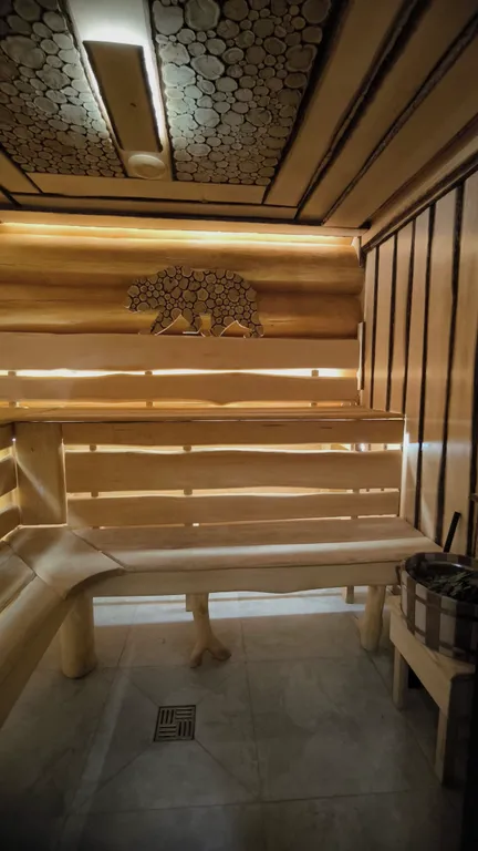 Малый коттедж с бассейном