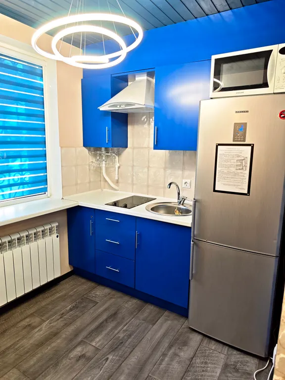 Дизайнерская студия с роскошным камином