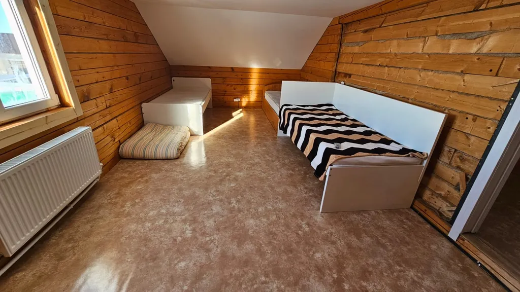 4-комнатный Дом