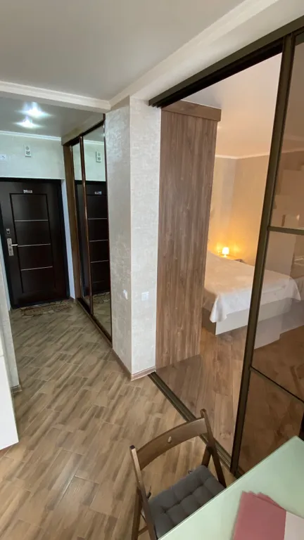 Апартаменты у озера тихое, с видом на лес