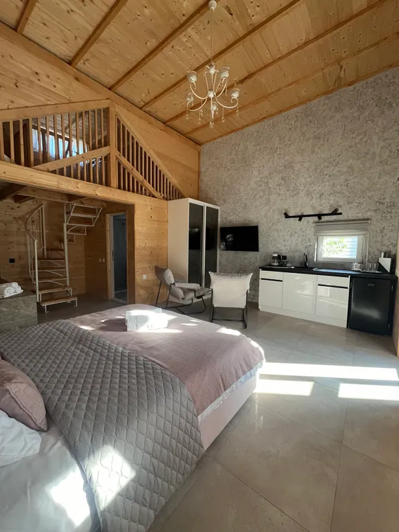 Дом в пригороде Евпатории с.Уютное