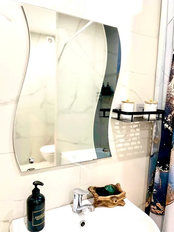 Панорамный огромный 2-х комнатный номер в новом ЖК, парковка