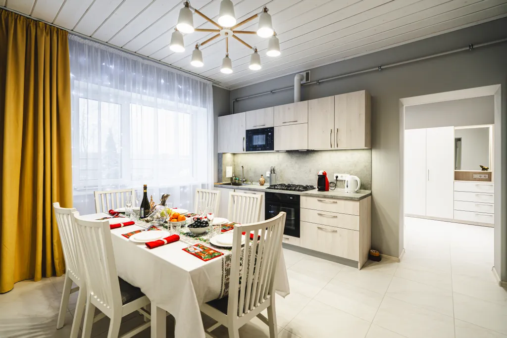 Коттедж Просторный уютный дом — Коммунар