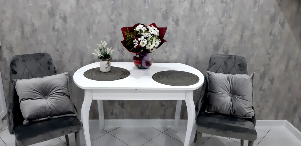 Стильная небольшая квартира с раздельными спальными местами