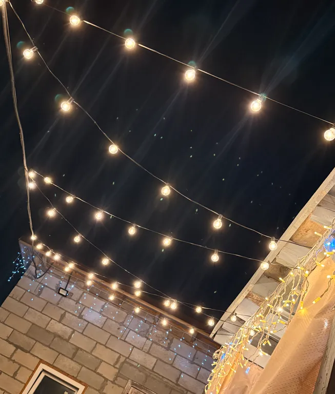 Уютный дом с баней и бассейном в 10 минутах от города