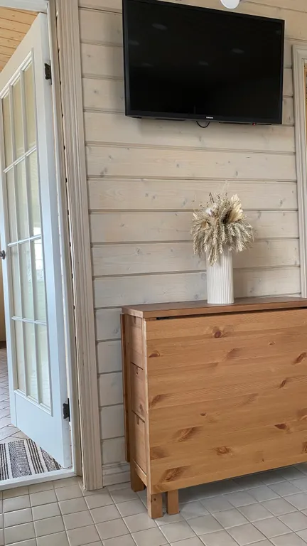 Дом с видом на озеро без соседей