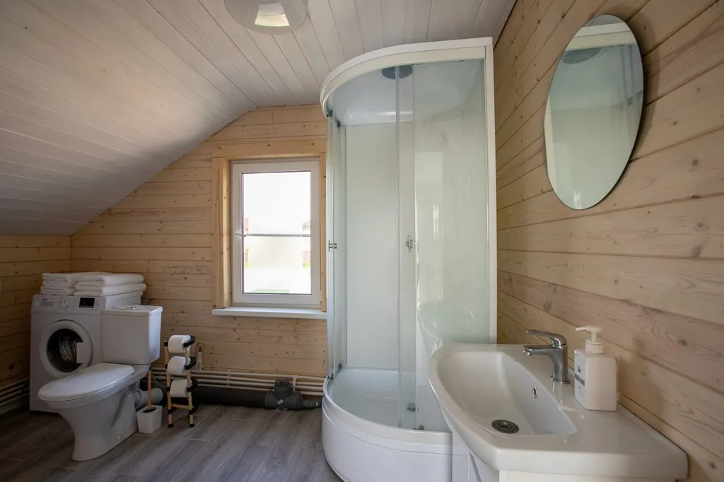 Уютный дом с сауной рядом с лесом и пляжем